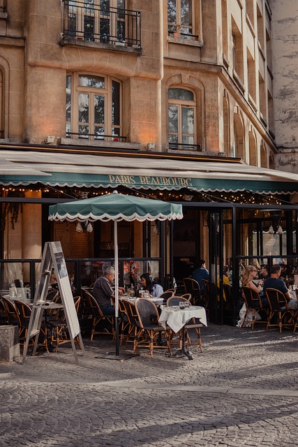 Onderhoud en reiniging van terrasoverkappingen in de horeca
